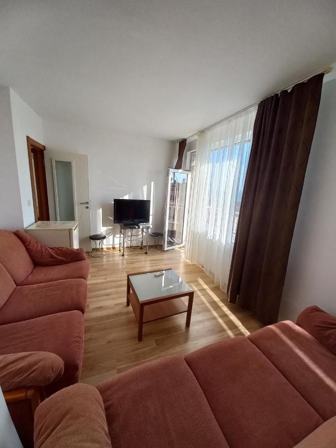 Guest House Rona - Free Parking And Sea View Sveti Vlas Dış mekan fotoğraf