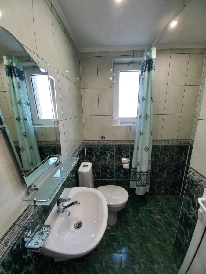 Guest House Rona - Free Parking And Sea View Sveti Vlas Dış mekan fotoğraf