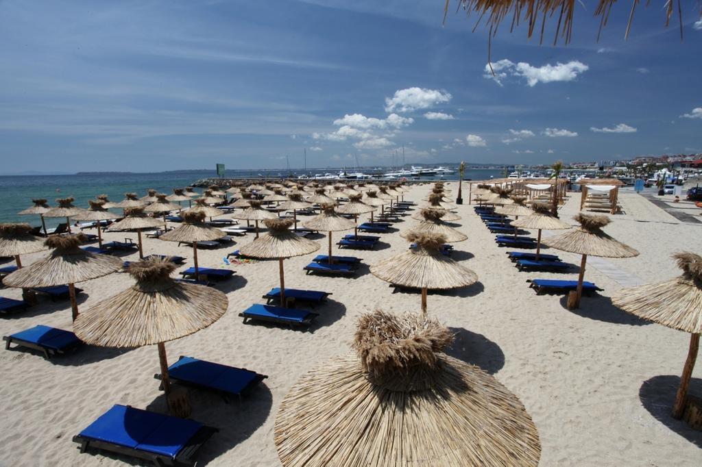 Guest House Rona - Free Parking And Sea View Sveti Vlas Dış mekan fotoğraf