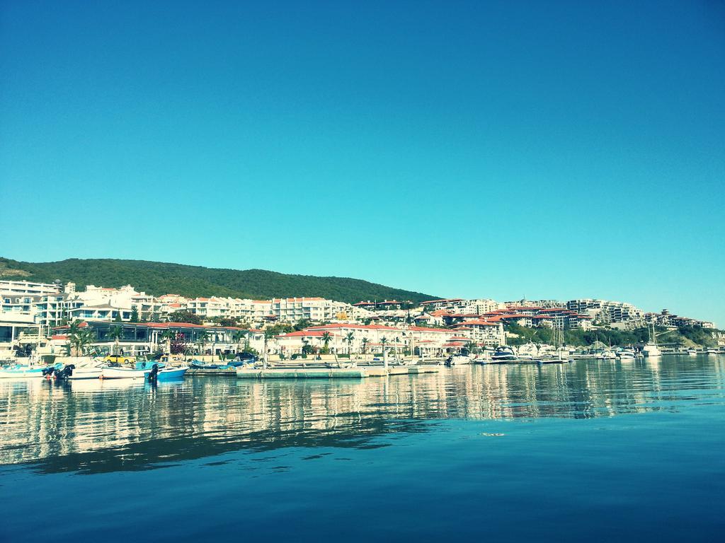 Guest House Rona - Free Parking And Sea View Sveti Vlas Dış mekan fotoğraf